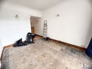 Photo 7- click for photo gallery